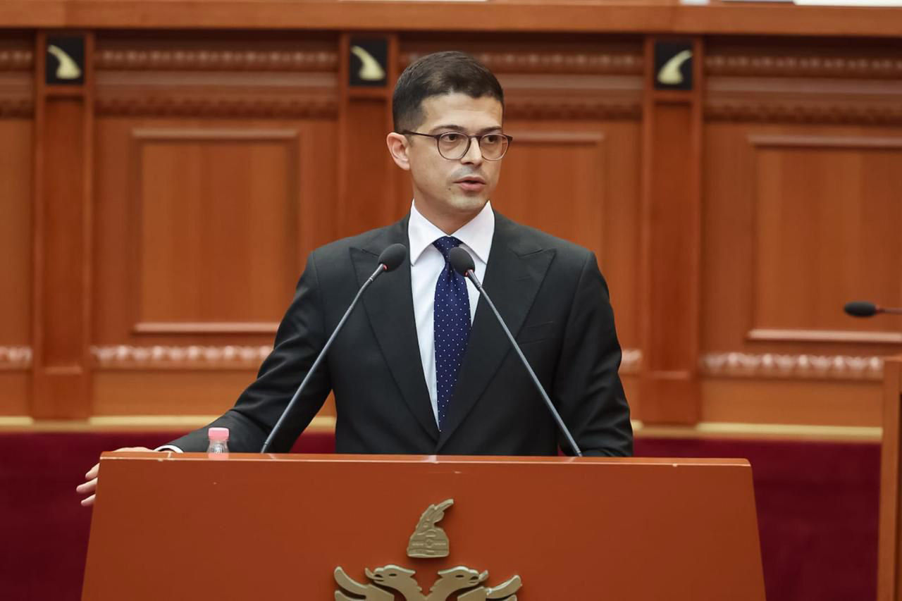 vengu parlament 120924